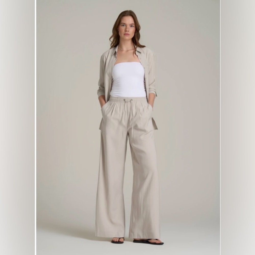 NWT American Tall Relaxed Pull On Pants Small Tall Light Biege Wide Leg